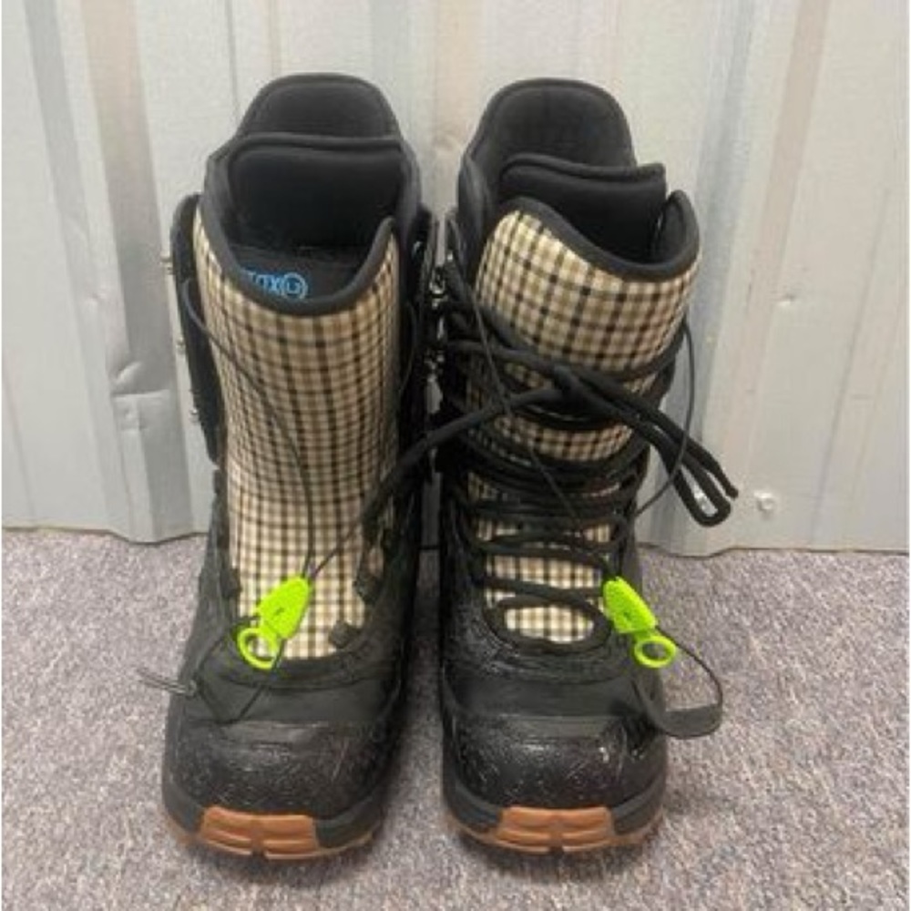 Forum X Special Blend Destroyer Collab Snowboarding Boots"RARE"